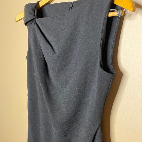 Sophisticated Black Calvin Klein Women’s Sleeveless Front Slit Knee Length Dress - Picture 5 of 13